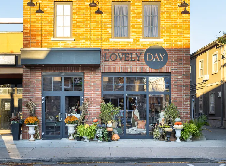 A shop in downtown Ridgeway